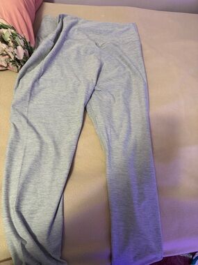 Women’s Light Gray Leggings – Comfortable Everyday Stretch